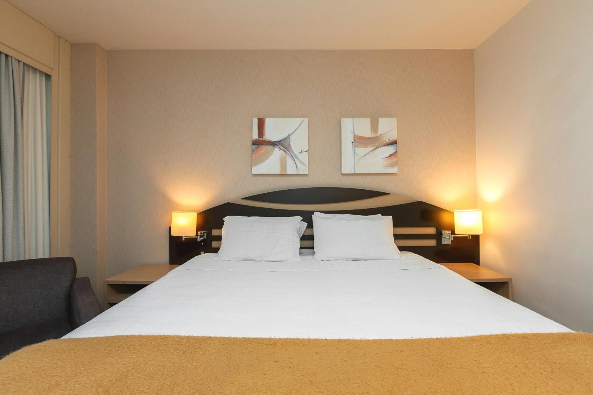 Tri Hotel Vittoria Bento เบงโต กองซัลเวส ภายนอก รูปภาพ