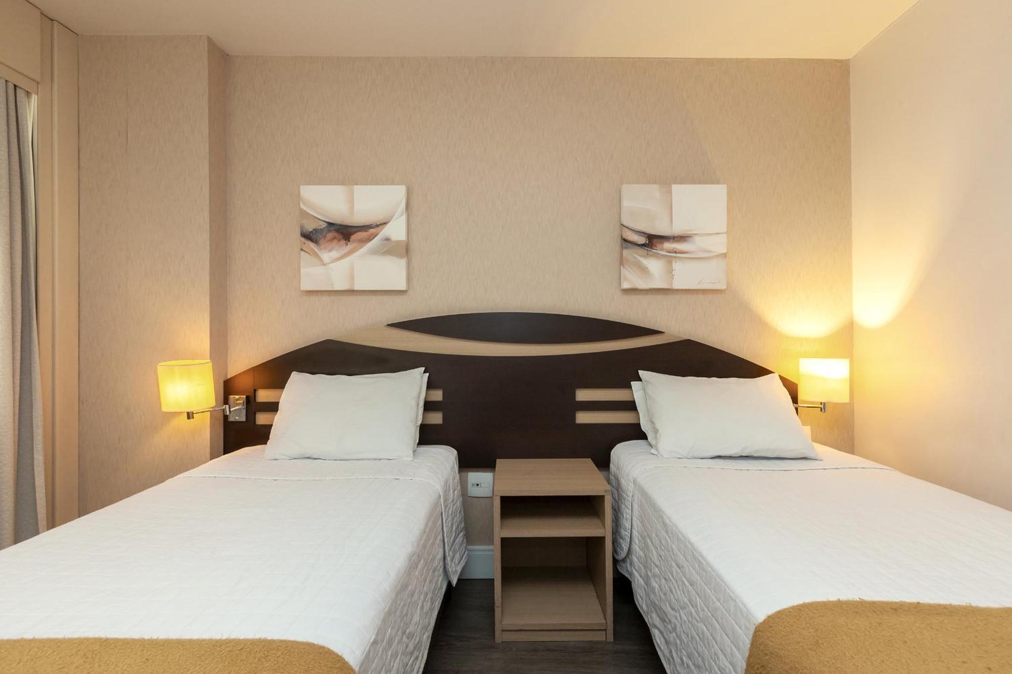 Tri Hotel Vittoria Bento เบงโต กองซัลเวส ภายนอก รูปภาพ
